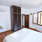 With Jacuzzi In Villa
