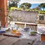 With Jacuzzi In Villa Torre delle Stelle