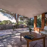 With Jacuzzi In Villa Torre delle Stelle