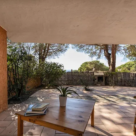 With Jacuzzi In Villa Torre delle Stelle