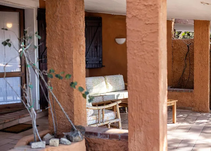 With Jacuzzi In 빌라 *