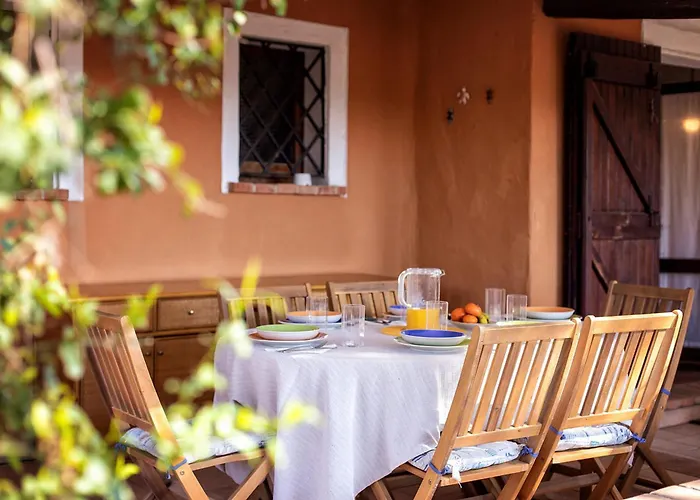 Villa With Jacuzzi In Torre delle Stelle