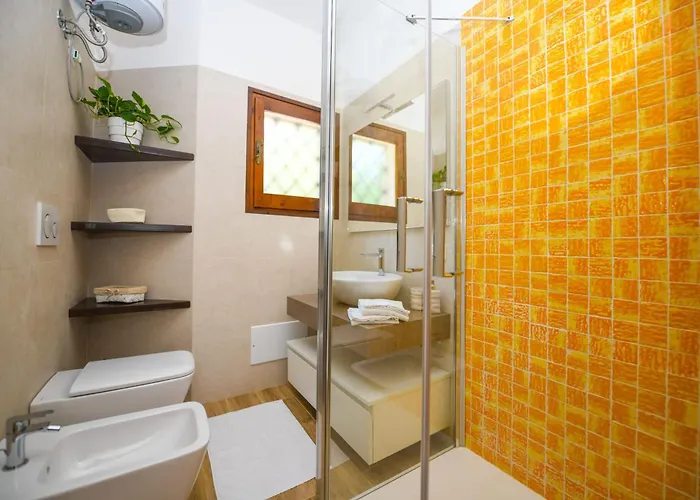 With Jacuzzi In Villa Torre delle Stelle