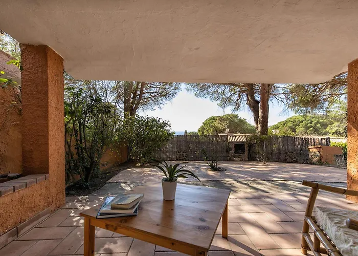 With Jacuzzi In Villa Torre delle Stelle